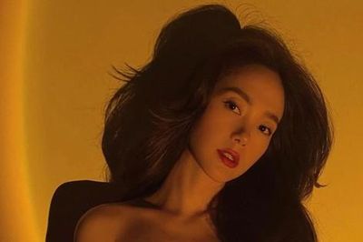 Bị nói kháy 'gái trẻ chồng già', Minh Hằng tung hứng 'bức thở' đúng chất 'giàu phải sang'