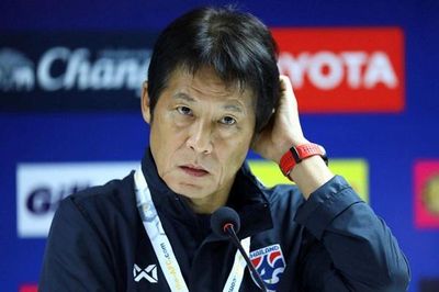 Thái Lan muốn thanh lý hợp đồng với HLV Nishino