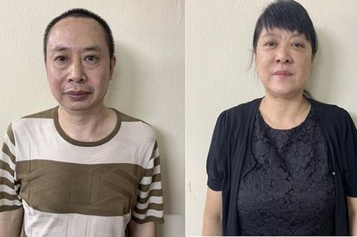 Bàn giao 2 đối tượng truy nã cho Trung Quốc