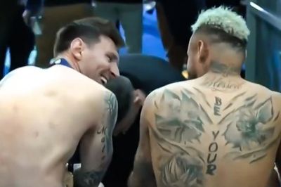 Khoảnh khắc của Messi và Neymar sau trận chung kết