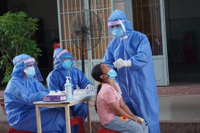 TP Hồ Chí Minh có 2.237 trẻ em mắc COVID-19 đang được điều trị