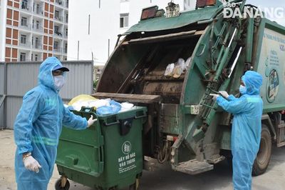 1.300 người thực hiện công tác vệ sinh môi trường