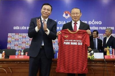 Chuyện 'ông Park chia tay VFF để sang Thái Lan': Đừng phá tuyển Việt Nam!