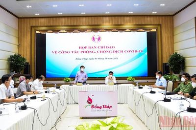 Nguy cơ lây nhiễm cộng đồng khi lượng người về tự phát ngày một nhiều