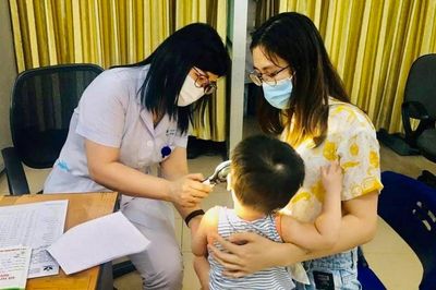 Tránh 'dịch chồng dịch' khi thời tiết giao mùa