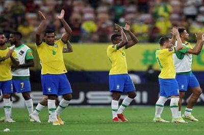 Vòng loại World Cup 2022: Brazil đại thắng 4-1 trước Uruguay