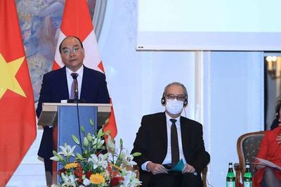 Diễn đàn Doanh nghiệp Việt Nam-Thụy Sĩ mở ra cơ hội hợp tác về vaccine, thuốc điều trị COVID-19