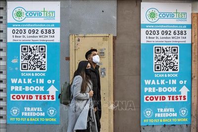 Anh tiếp tục ghi nhận 90.418 ca mắc COVID-19 mới