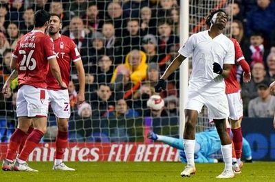 Arsenal bị đội dưới hạng loại khỏi FA Cup