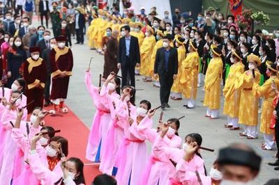 Khai hội Tây Thiên - Hành trình 'Đến với Phật, về với Mẫu'