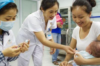 Thời tiết nóng ẩm tăng nguy cơ bùng phát nhiều bệnh truyền nhiễm