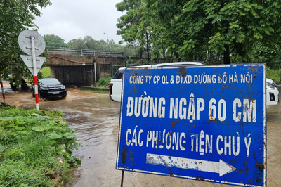 Vì sao Hà Nội cứ mưa là ngập?