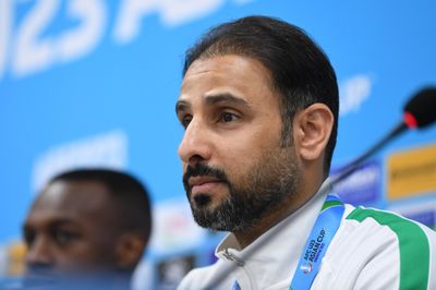 HLV Saudi Arabia: 'U23 Việt Nam đâu có yếu'