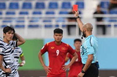 Vì sao thẻ đỏ tăng mạnh ở giải U23 châu Á?