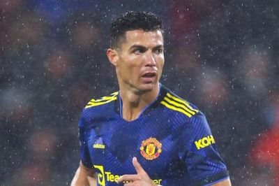 Kế hoạch của MU đảo lộn vì Ronaldo