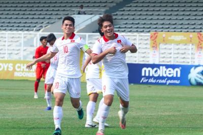 Hạ đẹp Myanmar, U19 Việt Nam chờ quyết đấu Thái Lan