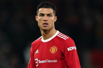 PSG từ chối chiêu mộ Ronaldo