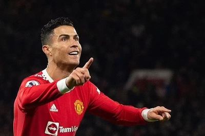 Ronaldo được khuyên gia nhập câu lạc bộ Arsenal