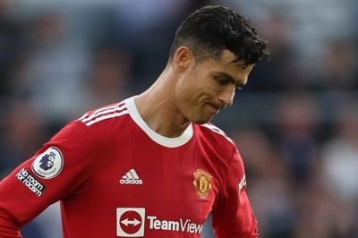 Vụ Ronaldo phơi bày quyền lực thật của các ngôi sao