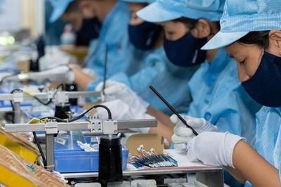 Thiếu hụt lao động vẫn là rào cản lớn cho phục hồi kinh tế