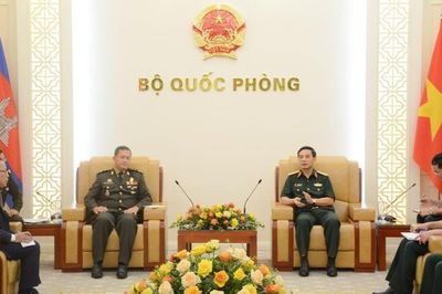 Tăng cường hợp tác quốc phòng giữa Việt Nam và Campuchia