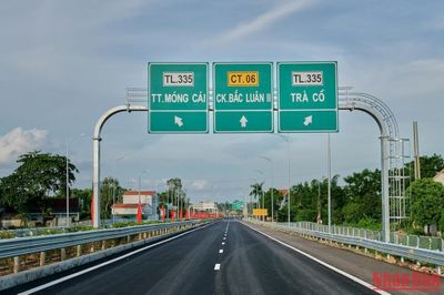 Thu phí cao tốc Vân Đồn-Móng Cái từ ngày 5/10