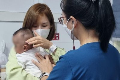 Trẻ mắc virus Adeno: Dấu hiệu nào nên cho con đi khám?