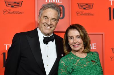 Chồng bà Pelosi bị tấn công 'bạo lực' tại nhà riêng