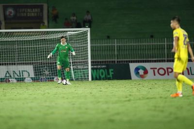 Video bóng đá Bình Định 1-0 SLNA: Văn Lâm ghi dấu ấn