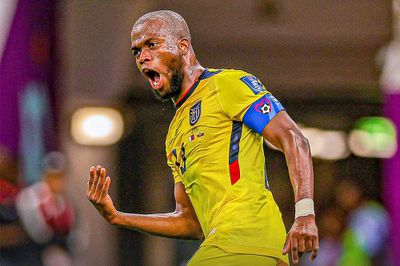 Ecuador hạ chủ nhà Qatar ở trận khai màn World Cup 2022