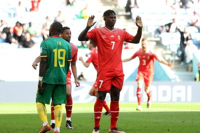 Thụy Sĩ giành 3 điểm nhọc nhằn trước Cameroon