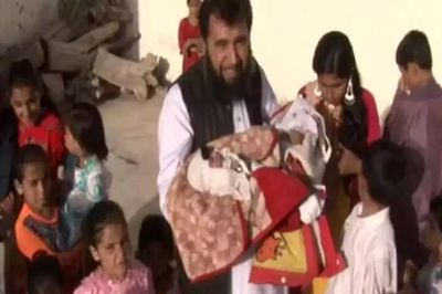Pakistan: Người đàn ông nổi tiếng có 3 vợ và 60 con