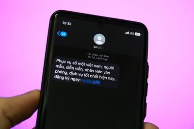 Làm gì khi nhận được tin nhắn 'Tình 1 đêm'
