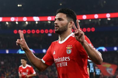 MU phải tốn bao nhiêu để có Goncalo Ramos?