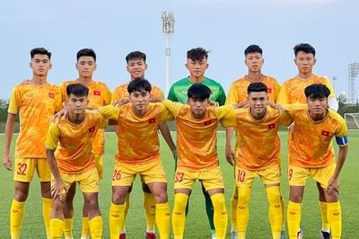 U17 Lào cầm hòa U17 Việt Nam trong chuyến tập huấn tại Qatar