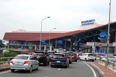 Taxi điện sắp vào các sân bay cung ứng dịch vụ di chuyển