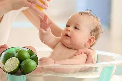 5 loại nước tắm trị rôm sảy cho trẻ trong mùa hè