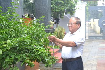 Pleiku: Người cao tuổi làm kinh tế giỏi