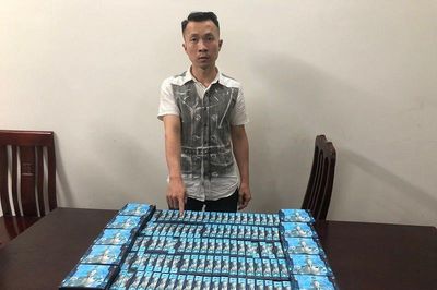 Thu giữ 100 sản phẩm thuốc lá điện tử có chứa chất ma túy