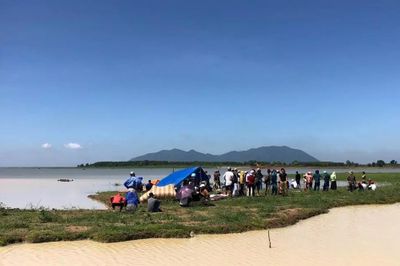3 người trong gia đình tử vong thương tâm ở hồ Đá Đen