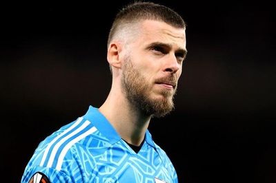 Man United xuống nước với David de Gea