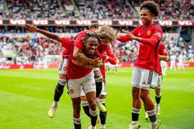 Highlights MU vs Leeds: Noam Emeran tỏa sáng, MU thắng nhẹ