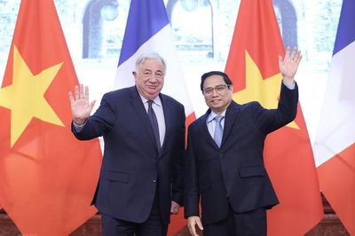 Lãnh đạo Việt Nam gửi điện mừng Quốc khánh Cộng hòa Pháp