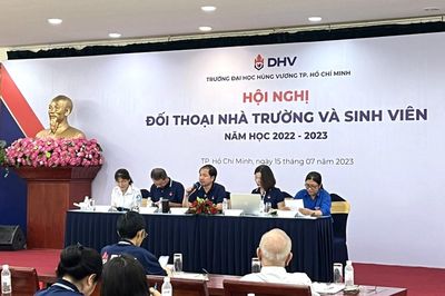 Đối thoại, lắng nghe để hiểu hơn mong muốn của người học