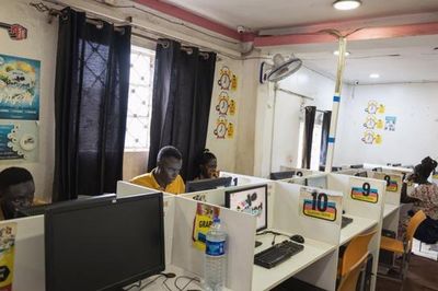 Những quán cà phê Internet cuối cùng của thế giới