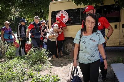 Người dân Ukraine gần biên giới Nga không muốn di tản giữa giao tranh căng thẳng