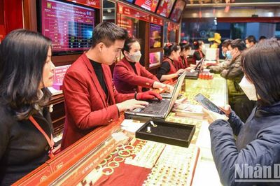 Giá vàng ngày 23/8: Thế giới và trong nước cùng tăng