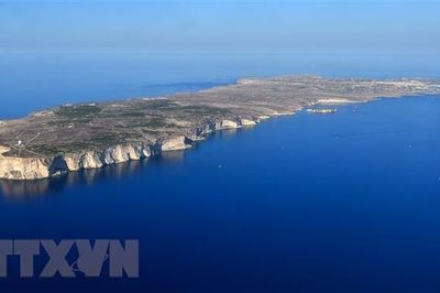 Italy chật vật ứng phó với dòng người di cư từ Bắc Phi và Balkan