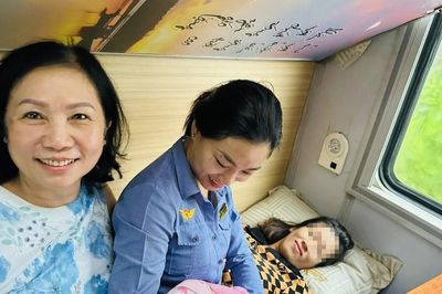 Em bé chào đời trên tàu SE22