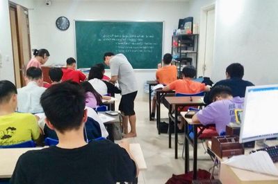 Để học thêm không trở thành gánh nặng - Bài 4: Dạy thêm, quản lý được không?